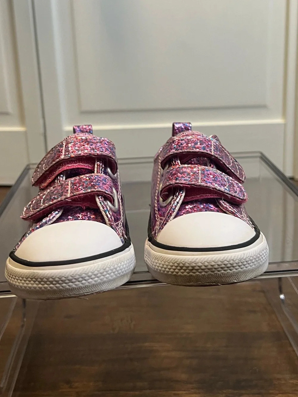 Converse Chuck Taylor All Star 2V OX Coated Glitter Toddler Sneakers Size 7